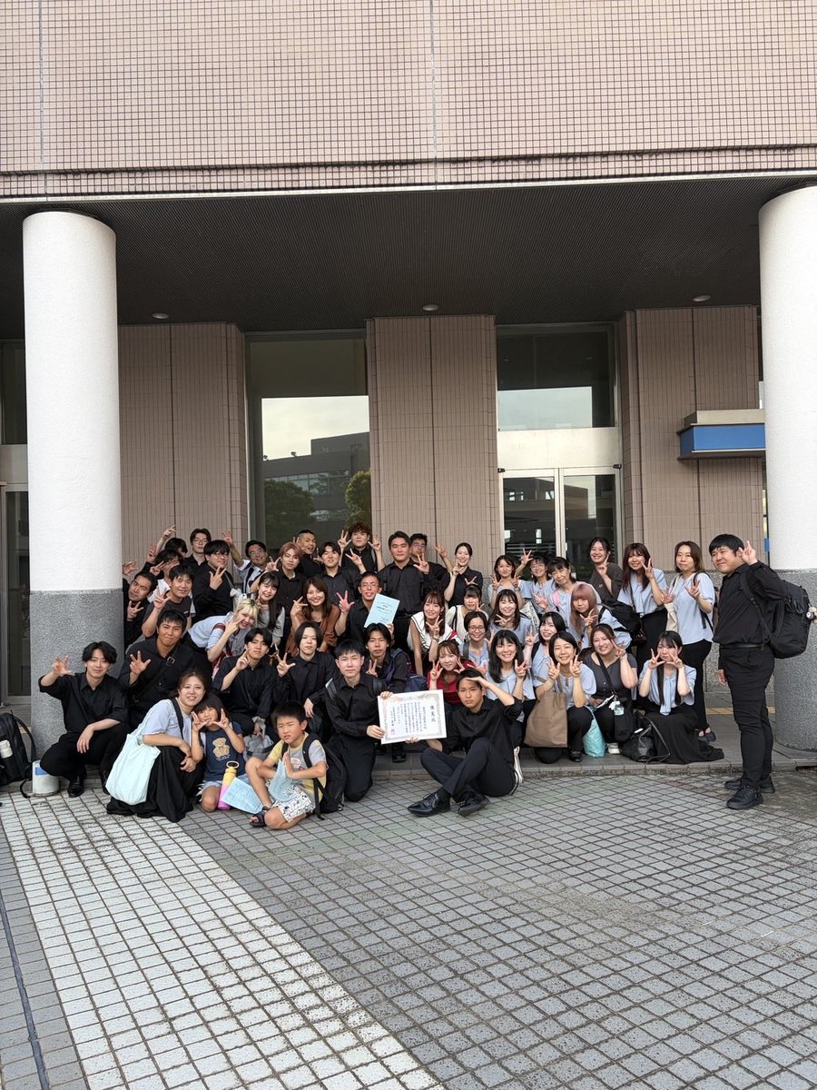 kadora_dora's tweet photo. おつカラス🥵‼️今年の県大会はシードなので三重県合唱連盟理事長を目指して頑張ってみたがダメでした👋残念ガラス😁💦💦そんなことより……😡🏈打ち上げしてたらサゴシに遭遇⁉️これってDESTINY⁉️(知ってるカナ😁??)皆に告ぐ、福井での接触コードは『354354』🤌🤌🤌 https://t.co/fYugiDpNff