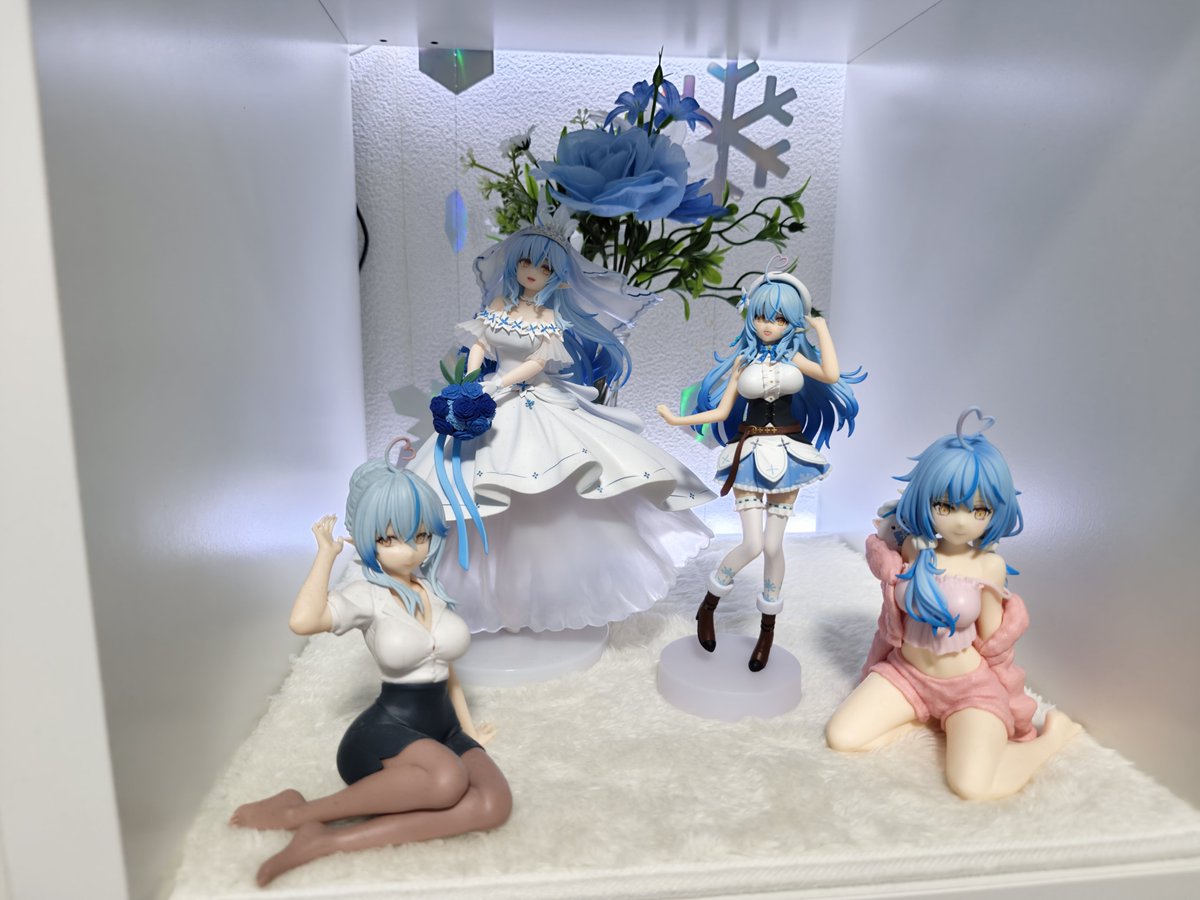 Basa____Basa's tweet photo. ポッパレラミィちゃん、やっと開封して飾った！
気づけばフィギュアも増えたものですなぁ https://t.co/V3ZmXLBuyp