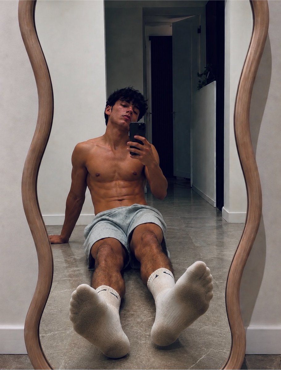 masterdiego133's tweet photo. scrivimi😈 https://t.co/E9m9y8Bqrc