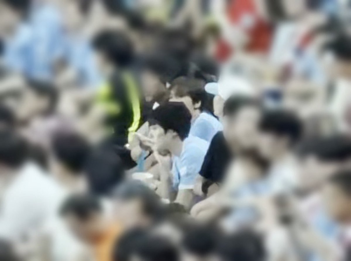 wangwangazi's tweet photo. 해찬재현 너희들도 ㅃㄹ 셀카보낸다 실시 https://t.co/OqAWbOt8aH