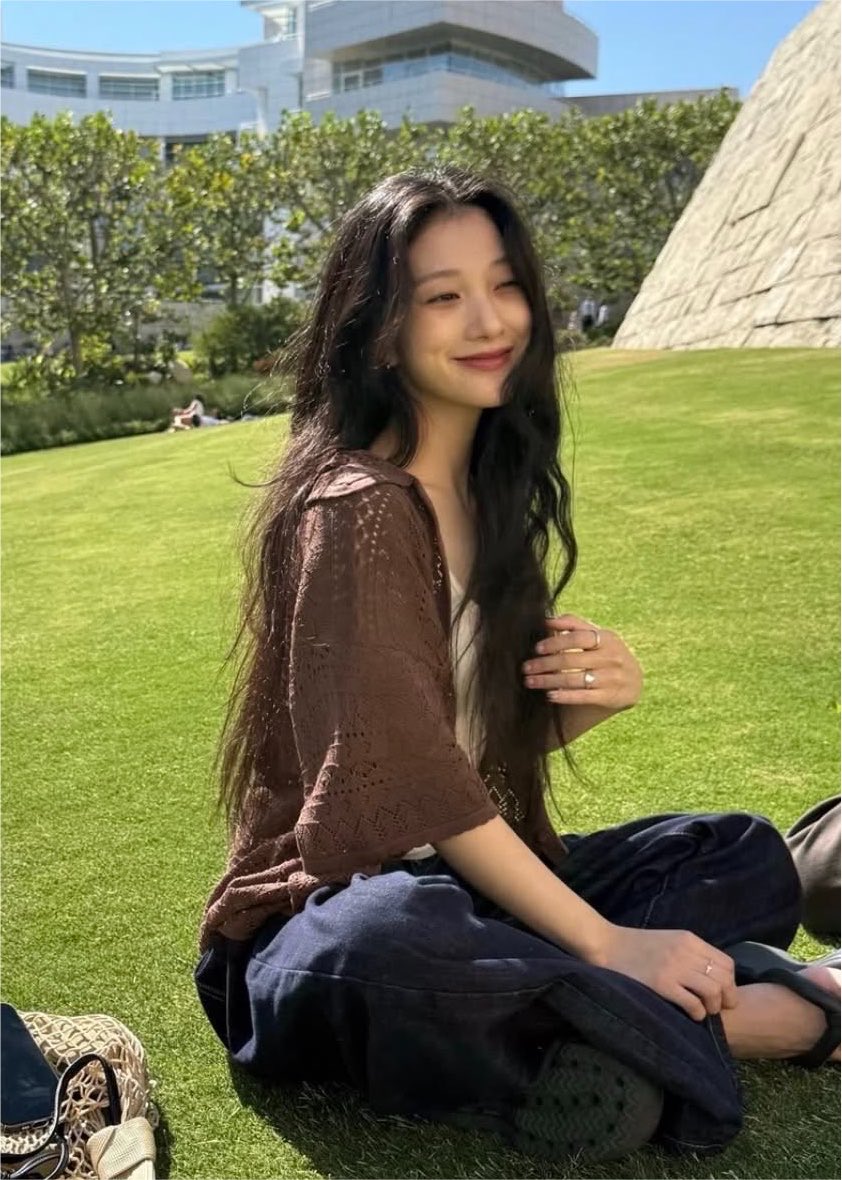 24from1's tweet photo. 나 이날 이서연이 너무 좋음 진짜 https://t.co/cCIxW0Fw1b