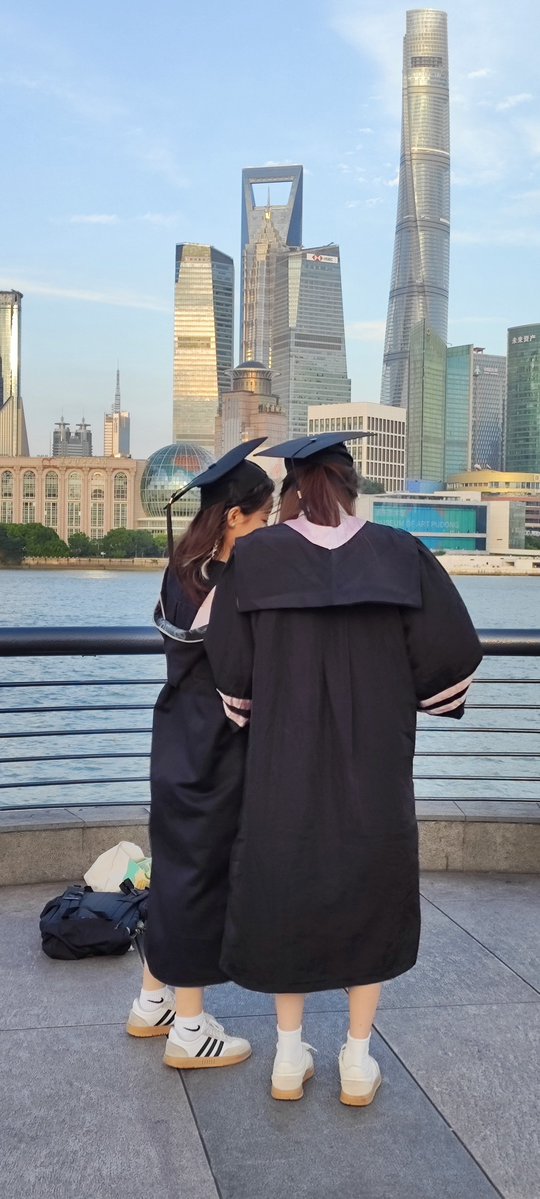 babu_namitha's tweet photo. Graduation check: cap and gown on, memories with my crew saved for life ， https://t.co/e6dXoX6KUu