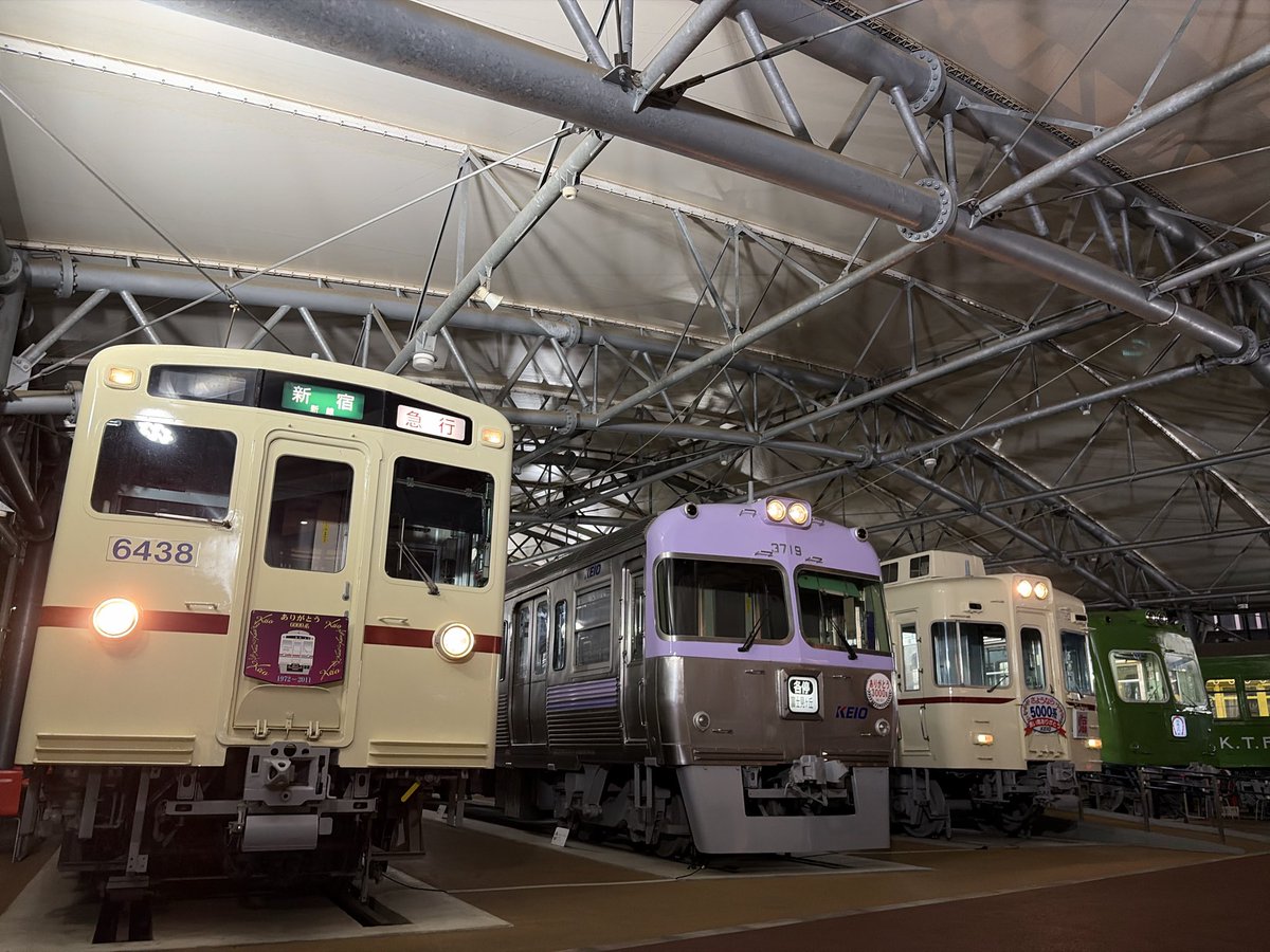 R_tetudou's tweet photo. 2026/08/09
京王れーるらんど 「NIGHTれーるランド」

夜遅くまで開園・無料で楽しませて下さった関係者の皆様、本当にありがとうございます…!! https://t.co/SworInG88T