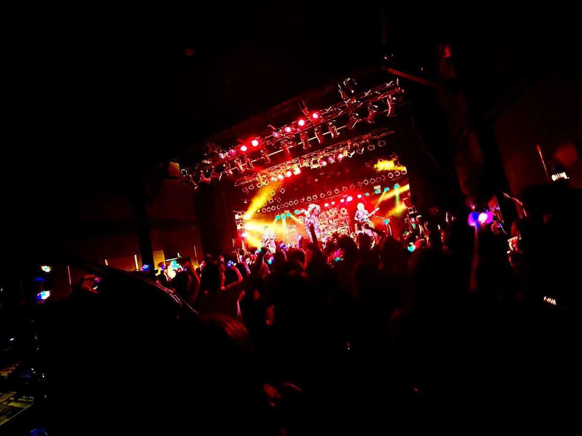 codomo_official's tweet photo. CODOMO DRAGON ONEMAN TOUR
「ULTIMATE ANTIMATE」
福岡DRUM Be-1ご来場ありがとうございました🍜

久しぶりの福岡になってしまいましたが凄くハートフルなライブでした❤️‍🔥
また必ず帰って来るんじゃないかという気がしてます。予感です…。恐らく。。。

𝐍𝐞𝐱𝐭
8月11日(火・祝)広島SECOND CRUTCH https://t.co/dH5XmHfaGf