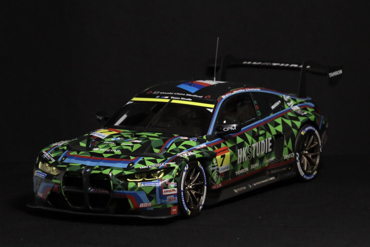 AK2jgja's tweet photo. 1/24 BMW M4 GT3
2024 スーパーGT 7号車

 e-Moduloさんのデカールで制作しました。
 緑と黒の迷彩柄は全てマスキング、車体全体のMストライプもマスキングで表現しました。

制作期間半年ですが、僕が車を好きになるきっかけとなった車なので完成できてよかったです😆

#teamstudie https://t.co/q4vHXRZIUU