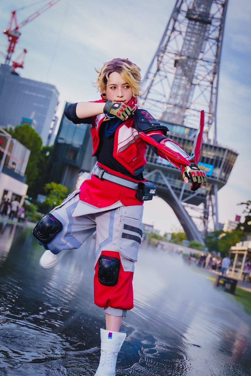 amk_0's tweet photo. 【cos】APEX LEGENDS//スパロー

『スティンガーが、獲物を探してるよ‼︎』

photo @fumi_dfb 
wig @mark1mardc 
#コスサミ2026 #APEXLegendscosplay https://t.co/Bluic9AW0d