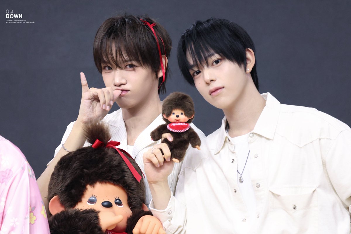 BornWithlovEO26's tweet photo. 260809

#AHOF #SHUAIBO #CHIHEN
#아홉 #장슈아이보 #즈언 
#즈뾰 #CHIHBO https://t.co/uCfc1CVebE
