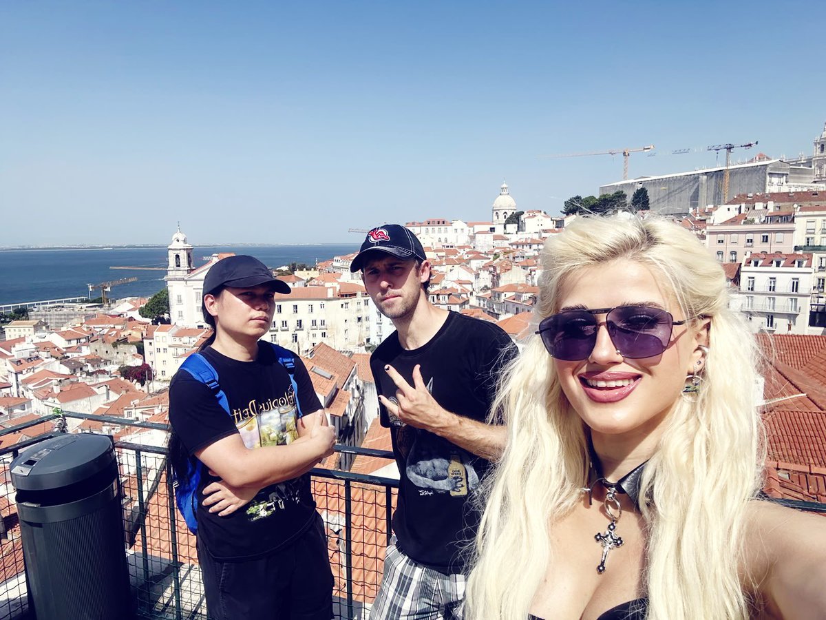 MelodiusDeite's tweet photo. Day off at Lisbon, Portugal 🇵🇹🌤🫶
Melodius Deite Team 🤘
#MelodiusDeite #Lisbon #Portugal #PowerMetal #MelodicMetal #SymphonicMetal #ProgressiveMetal #HeavyMetal #TourLife #Travel #Europe https://t.co/pdXbDIs4pr