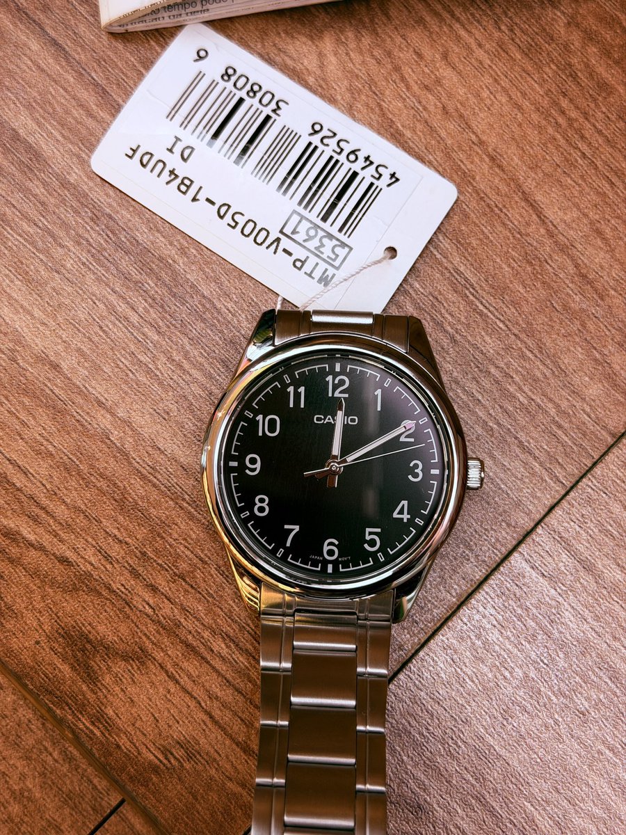 Moha001_Onyango's tweet photo. ⌚ CASIO MTP-V005D-1B

✨ Classic. Elegant. Timeless.

💰 Kshs 5,999
✅ Genuine Casio
🛡️ Warranty Included
🚚 Countrywide Delivery

☎️ 0722 300 252 https://t.co/sE6yjN08O9