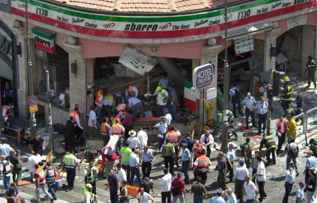 Itongadol's tweet photo. Efemérides | Se cumplen 25 años del atentado a la pizzería Sbarro de Jerusalem (Agencia AJN)
Ver más: https://t.co/AjRlw7QeqR
#Efemerides #OTD #OnThisDay #Jerusalem #Sbarro #Israel @Israel https://t.co/IBo2BQ6JSU