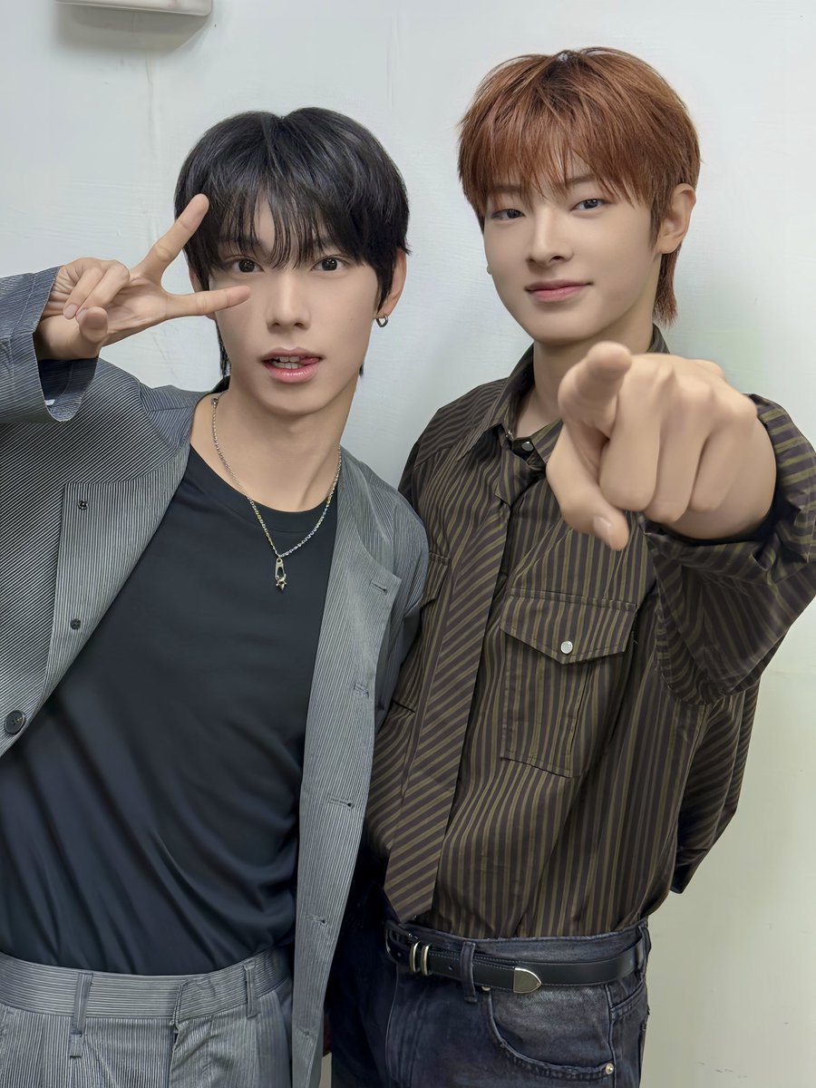 flareu_official's tweet photo. [#FLARE_UPDATE] 260809 FLARE U (플레어 유) 1st Mini Album [YOUTH ERROR] 발매 기념 이벤트 in TAIPEI

#FLAREU #플레어유
#YOUTH_ERROR #WAY2U https://t.co/PBmK6dCE8v