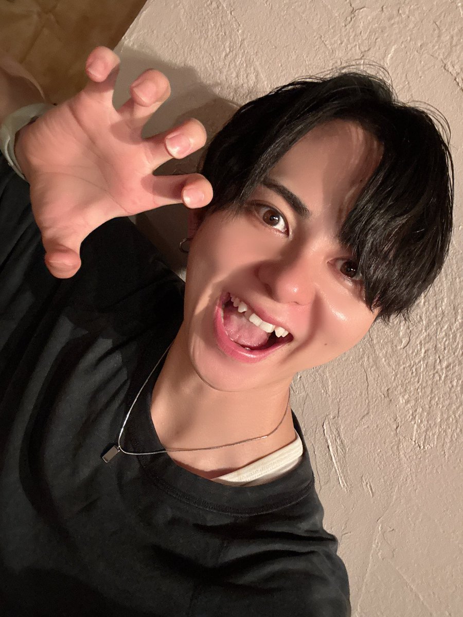 Fanthings_yuyu's tweet photo. #笑芝 5公演無事完走しました！！！✨
ご来場いただいた皆さま
本当にありがとうございました🙌

前説と���興パート「ペーパーズ」を
回させていただきました！

たくさん笑っていただいて嬉しかったです☺️🎶 https://t.co/Xhro9FMNCb