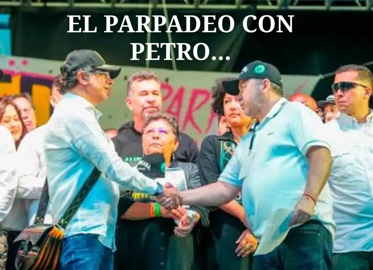 PROYECTOPECC's tweet photo. @DCoronell Alguién llamó a lista?
@Tolaymaruja 
Ay. Muchachas...
¡Qué Pecao de #Berto, sus #Limpiavidrios y su #Ahijado!
🤔 👀 🇨🇴
Colombia se Pregunta:
¿Con Cuál de #Éstos Dos #Parpadeos, Nos #Identificamos?
🫰
Chupen Ustedes!
@gusgomez1701
@Melquisedec70
@jsanchezcristo 
@DanielSamperO @ft https://t.co/3tgzxX5QVZ