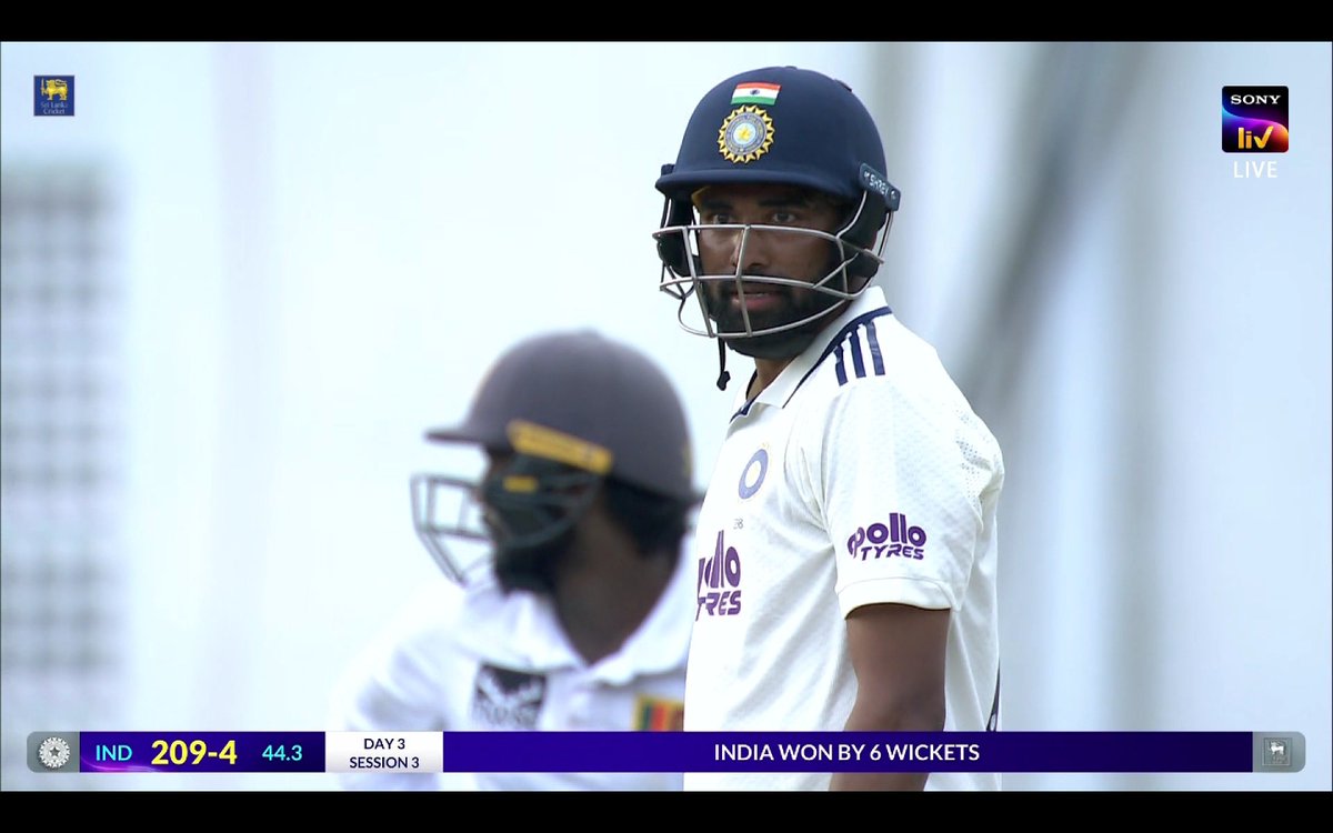 CricCrazyJohns's tweet photo. SIRAJ SMASHED 6,6,6,0,4,1 IN THE FINAL OVER TO WIN THE PRACTICE MATCH 🥶 https://t.co/cvrucapos7