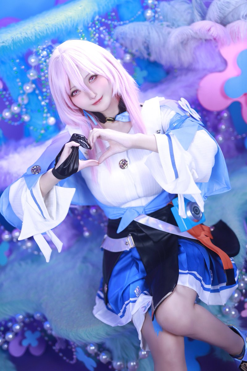 Natsuki155's tweet photo. 【cos】

                   🩵可愛いは正義🩷

#HonkaiStarRail #March7th #まひろアルバム https://t.co/VZcDTQnZAl