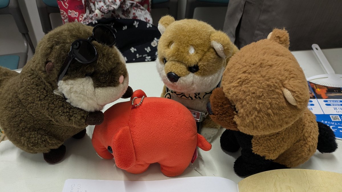 readingmasuta's tweet photo. 2026年8月8〜9日、白岡霊園様のお盆合同供養祭にて朗読劇「象に触れた人々」に出演いたしました。自分の正しさは本当に正しいのか？「群盲象を評す」のお話。
脚本/演出：嘉月なをさん
共演：杉宮加奈さん、おさべせりなさん
演奏（和楽器）：木村俊介さん
素敵な夏のひととき、ありがとうございます！ https://t.co/UwTEzje26S