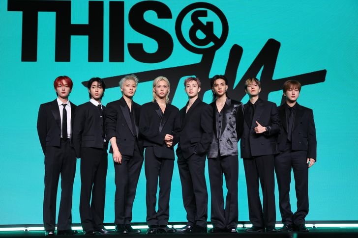 ChartPredicts's tweet photo. .@Stray_Kids' "This &amp; That" is currently aiming for a debut on the Billboard Hot 100, as the new tracking week begins.

If achieved, it will become their sixth career-entry on the chart.

See the early Hot 100 predictions here: https://t.co/BxFT8bSfEO https://t.co/OzU6Pmuy0b
