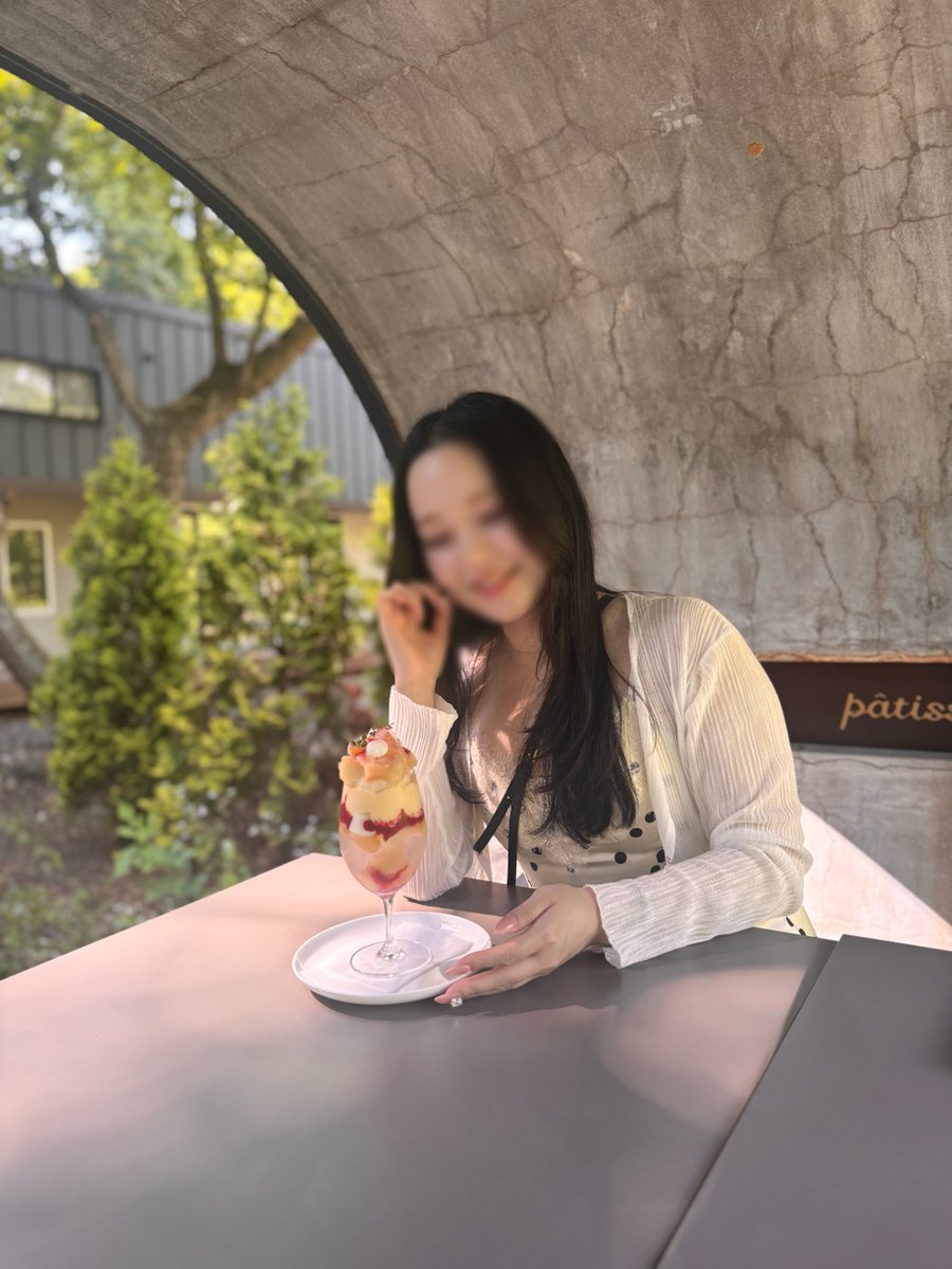 ayaka009005's tweet photo. 軽井沢🌳🍀🌲🌱夏
お気に入りのワンピース👗#夏コーデ https://t.co/SpbzAfQOl0