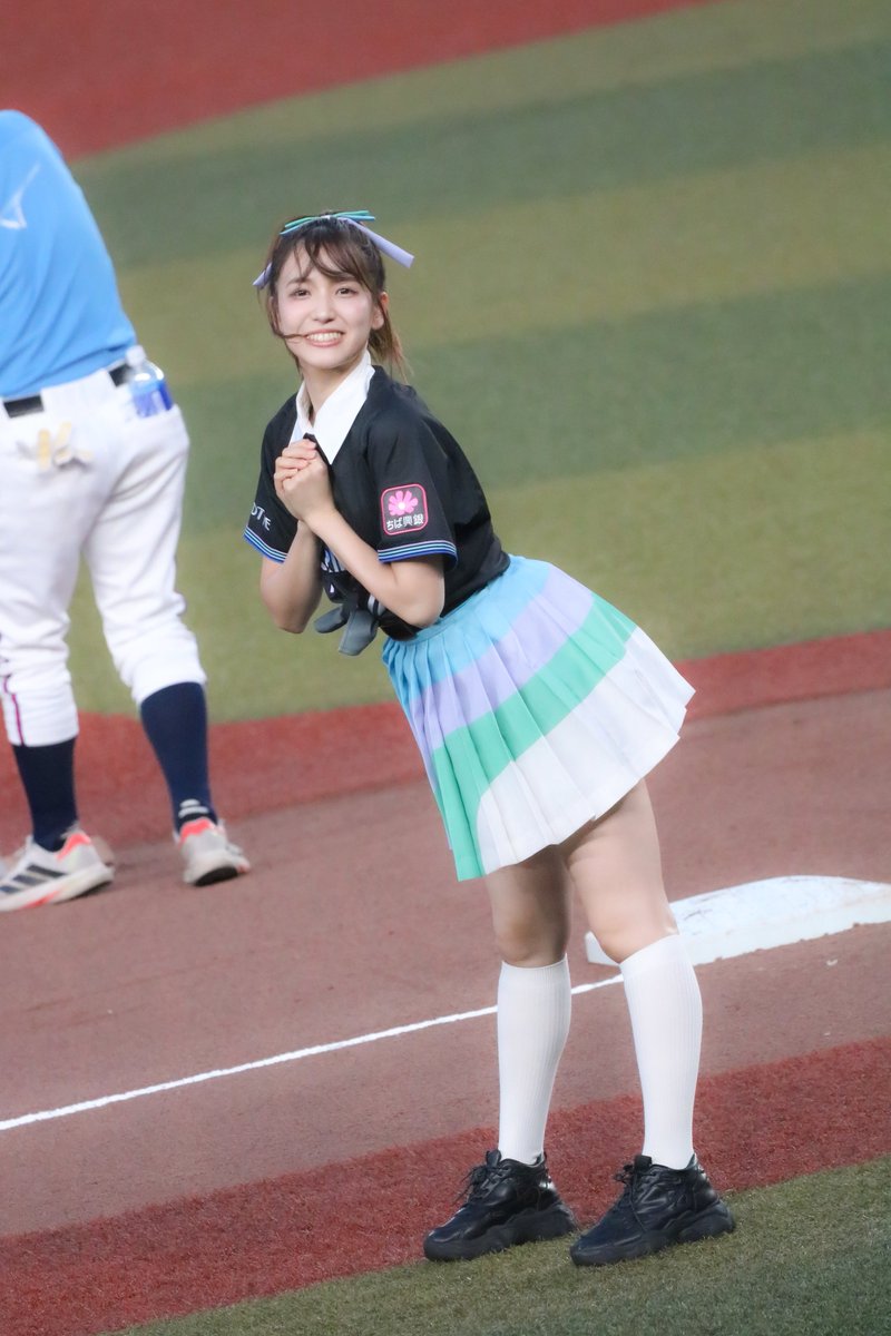 omochi__chu's tweet photo. 下尾さんのポニーテールすき(ᴖ ̫ᴖ  )♪ https://t.co/fzF9HQMLM0