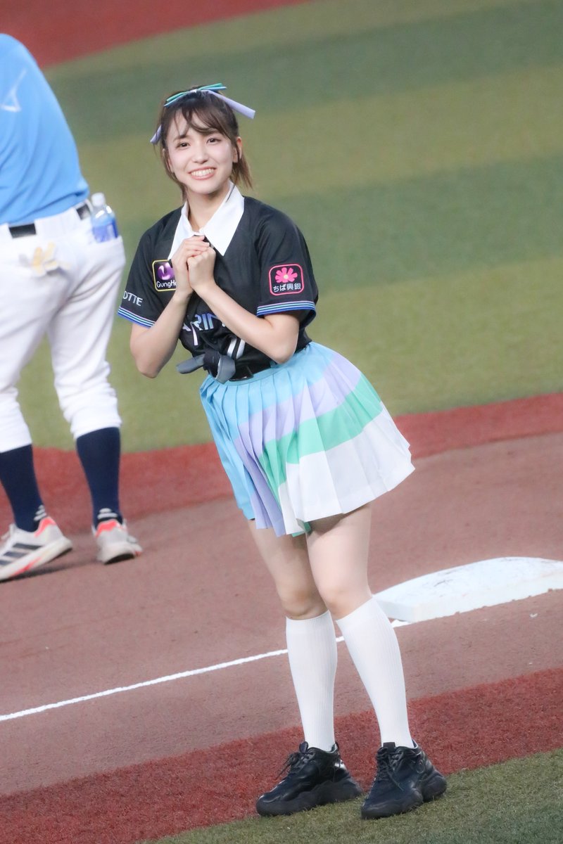 omochi__chu's tweet photo. 下尾さんのポニーテールすき(ᴖ ̫ᴖ  )♪ https://t.co/fzF9HQMLM0