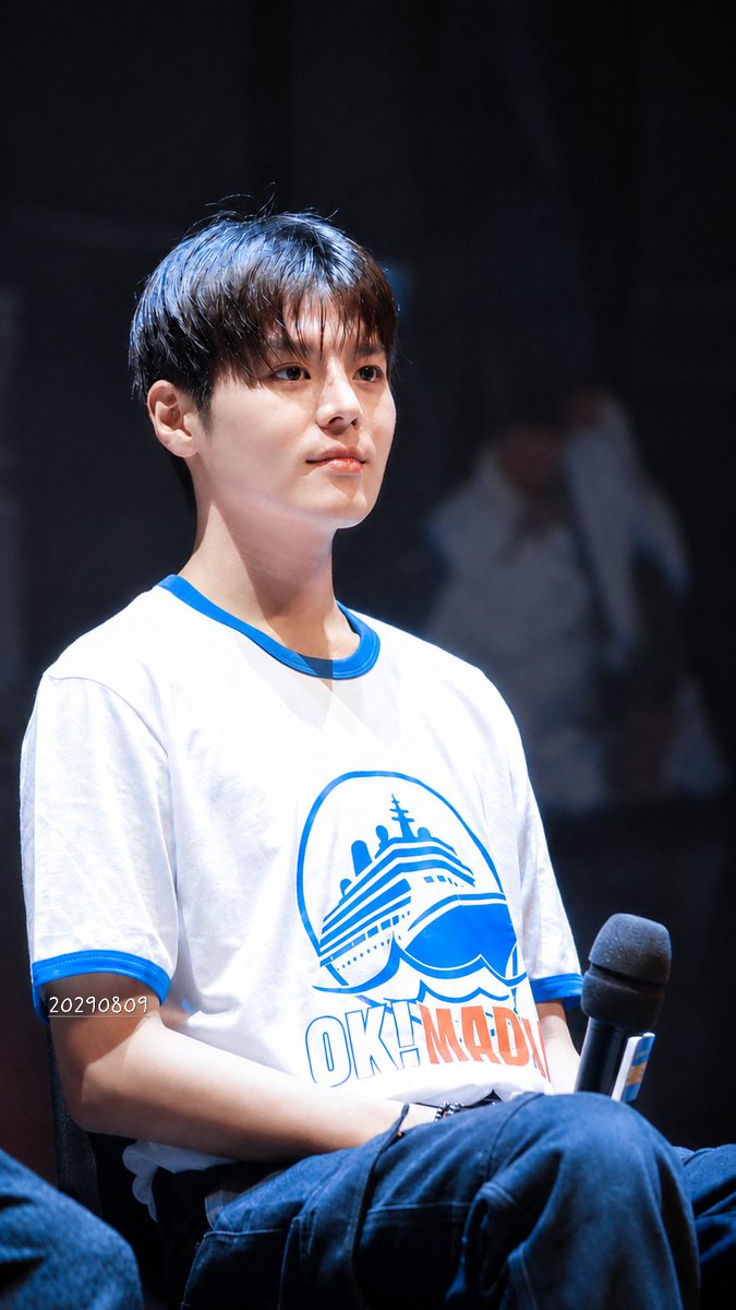 pbc76's tweet photo. 보정은 어떻게 하는거야 😭
#오케이마담2 #려운 
20260809 https://t.co/Ij7Fi4BJwK