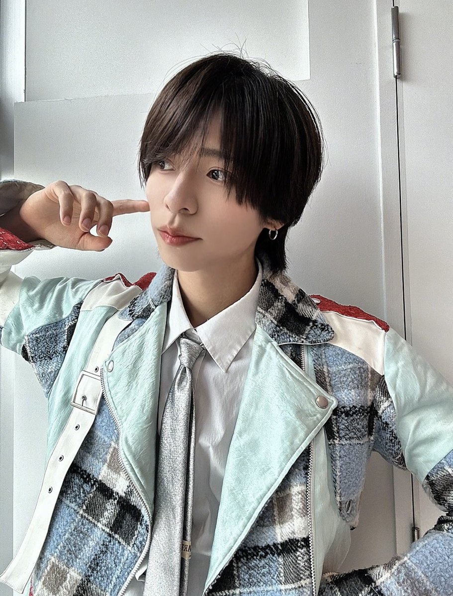 SHO_SHO_068's tweet photo. 本日は原宿GE theaterさん2周年祭にお越しいただきありがとうございました！

2歳のお誕生日おめでとうございます！大切な時に携われて嬉しかったです
30分枠ライブでフル尺も沢山披露できたりすごくテンション上がる1日でした☺︎

そしてBBQイベントの申し込みも本日までなので気をつけてね https://t.co/9PFukJpInI