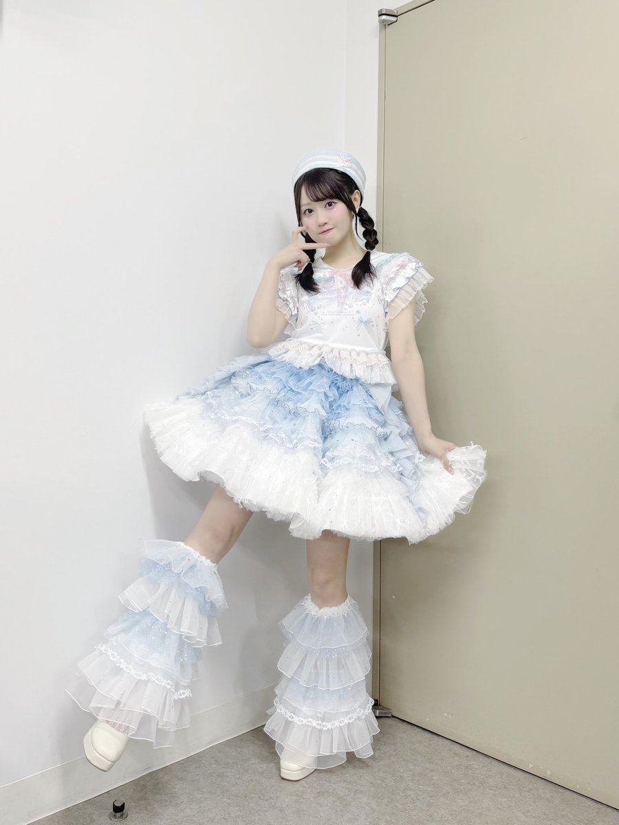 yui_ogura_815's tweet photo. 🫧Yui's＊Company. 
　LIVE TOUR 2026SUMMER🫧
 ～ #泡沫のマーメイド♡～🧜‍♀️ in群馬💚

久しぶりの地元 群馬公演🫶
駆けつけてくれたみんな
ありがとう〜໒꒰ྀི ∩˃ ᵕ ˂∩ ꒱ྀི১✨

あちあち過ぎた〜‼︎☀️
全員お見送りは初めての試みだったけど、
みなさん一人一人のお顔が見れて
嬉しかったです🥺

たくさん汗をかいたので、
しっかり水分補給をして
今日はよく休みます♪

次は、渋谷でまた逢おうね🌻

#小倉唯FCライブツアー2026