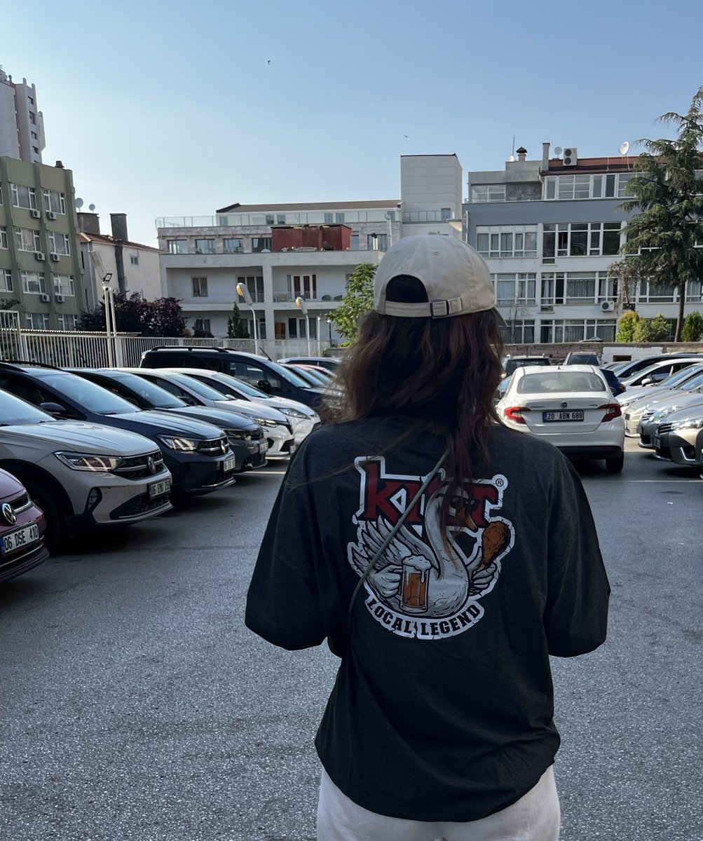 cerensiliv's tweet photo. tişörtüm 🩶 https://t.co/Qf4RK5M6Gr
