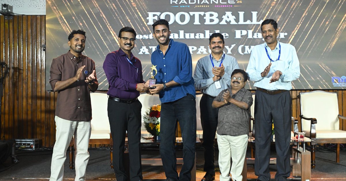 csir_niist's tweet photo. 1/3 #radiance2026 #PrizeDistribution PART 3 #CampusLife #studentlife #celebration @CSIR_IND @DrJitendraSingh https://t.co/3XNJcteDwh