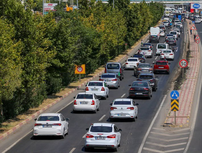 Pbi_Fr's tweet photo. Le « #ConvoiPourLaPalestine », parti de #Bosnie-Herzégovine, est arrivé à Diyarbakır, dans l’est de la #Türkiye. https://t.co/EH01aBUsRG