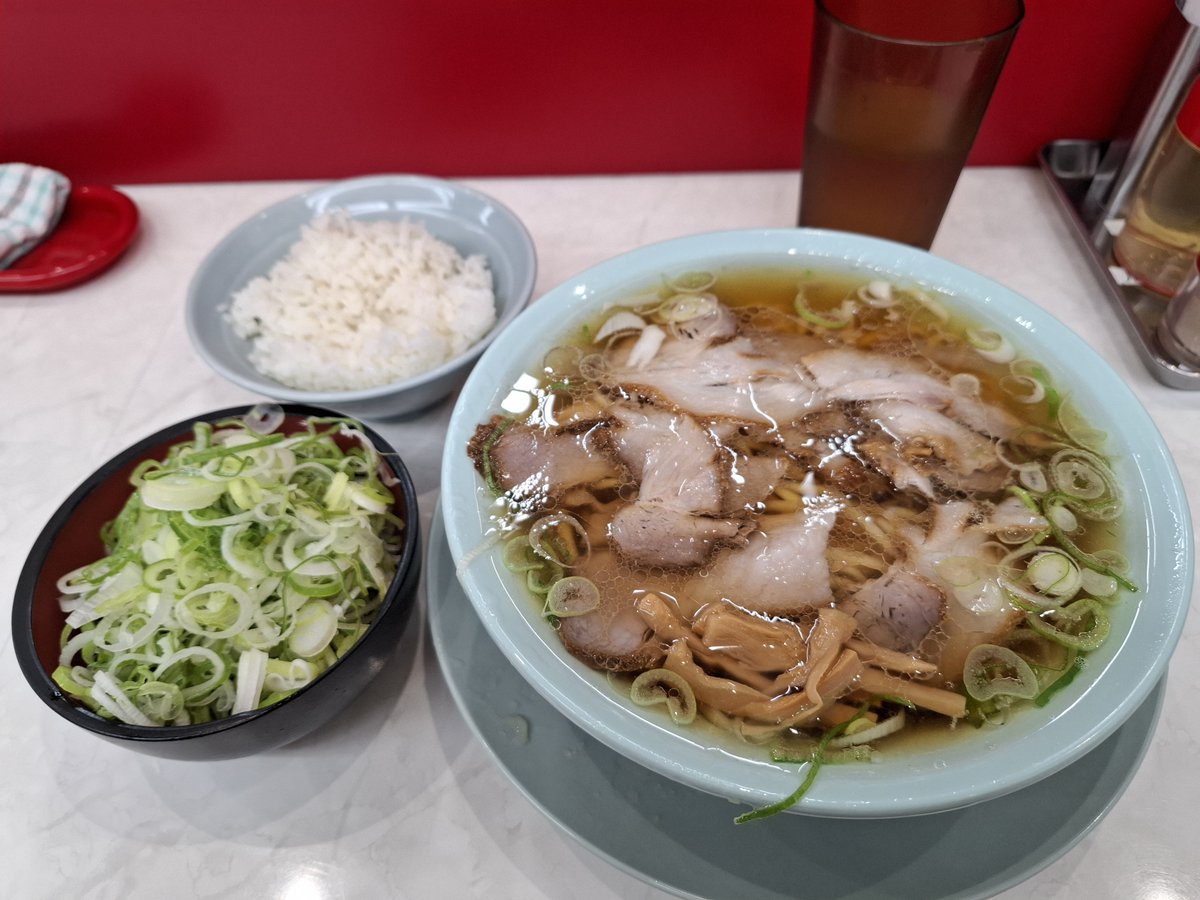 ukokuna's tweet photo. 年に数回のラーメンライス https://t.co/s6WqVUgVEI