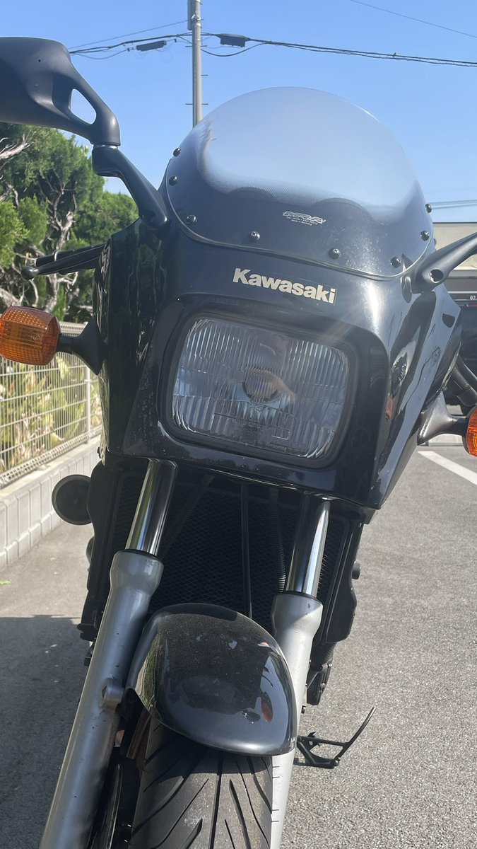 rider_ichi's tweet photo. GPZ900R A7 売ります
走行72000キロ
車検26年8月
ここ2年で80万かけて電装・点火・燃料系・エンジン整備済み
仕事と生活スタイルの変化により宝の持ち腐れになっていることから90万で大切に乗り継いでくださる方がいればお譲りします
ご質問等はDMで承ります https://t.co/0mp7e21G30