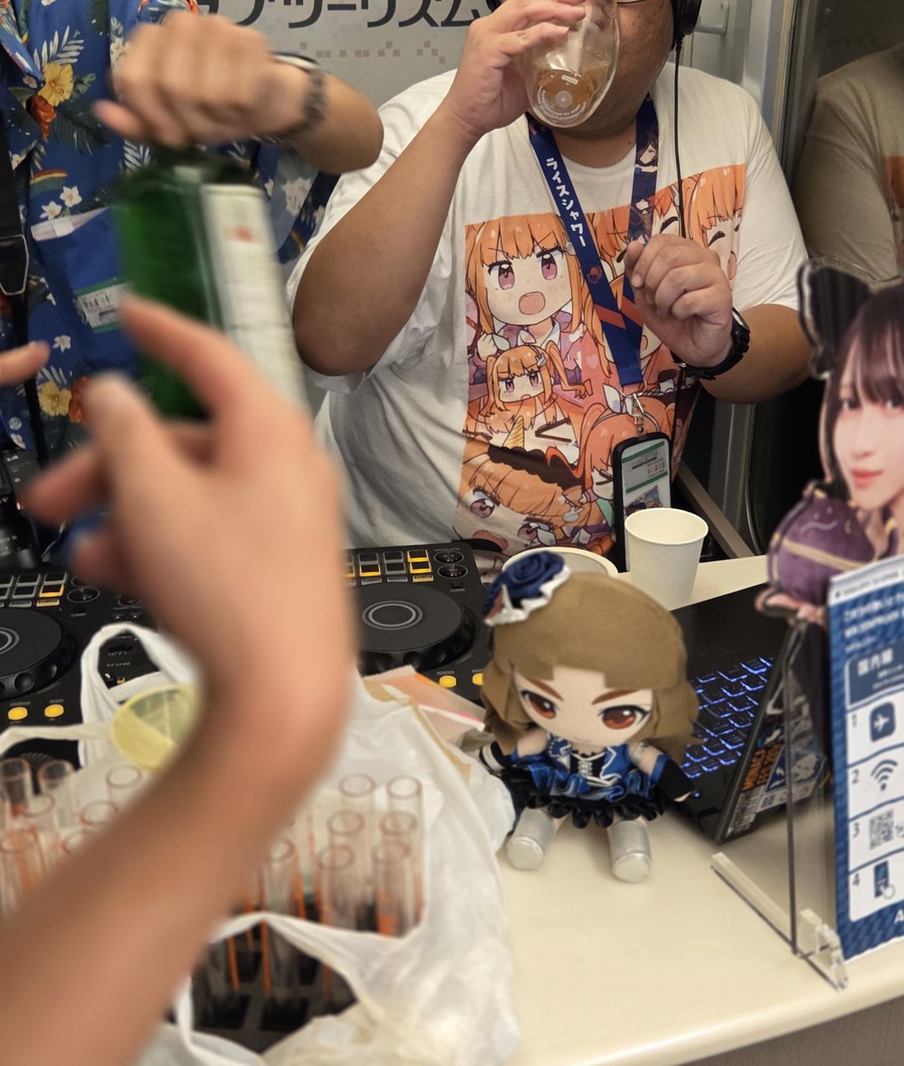 kusoiruca's tweet photo. ご縁がありまして…毎年恒例

鉄道研究会OBの奇祭(近鉄電車アニクラ貸切)
「特別な『かぎろひ』『あおぞら』で伊勢・志摩へ」に参加させていただきました。

例年以上にキツすぎました

本当に対戦ありがとうございました https://t.co/e5TzNx02gj