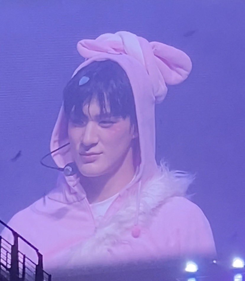 zlzhhh2's tweet photo. 앜ㅋㅋㅋㅋㅋㅋㅋㅋㅋ https://t.co/hmuTjMHjZh