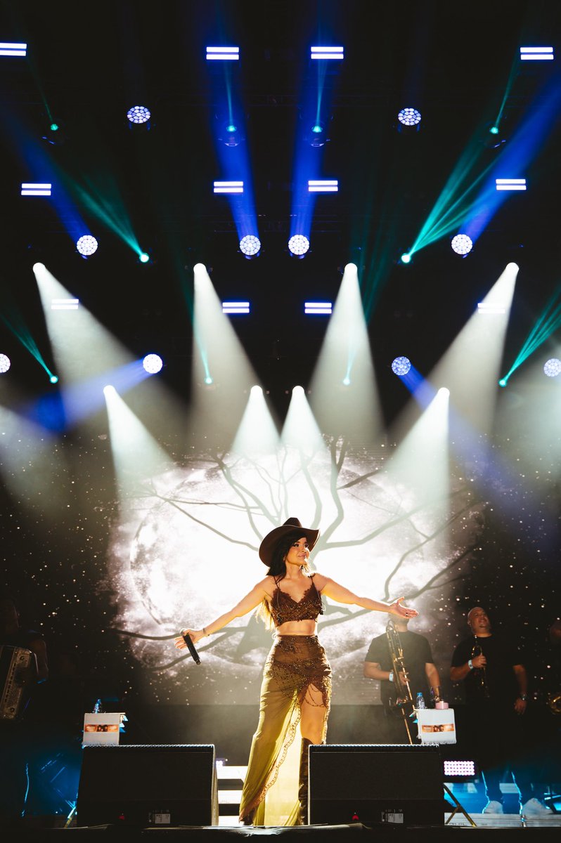 Maraisa's tweet photo. Foi uma honra levar nosso show, para a terra que respira história há mais de 6 séculos, é um privilégio que vamos guardar para sempre na memória e no coração.🎶

#TourPortugal2026MeM🇵🇹 https://t.co/i8B648mclH