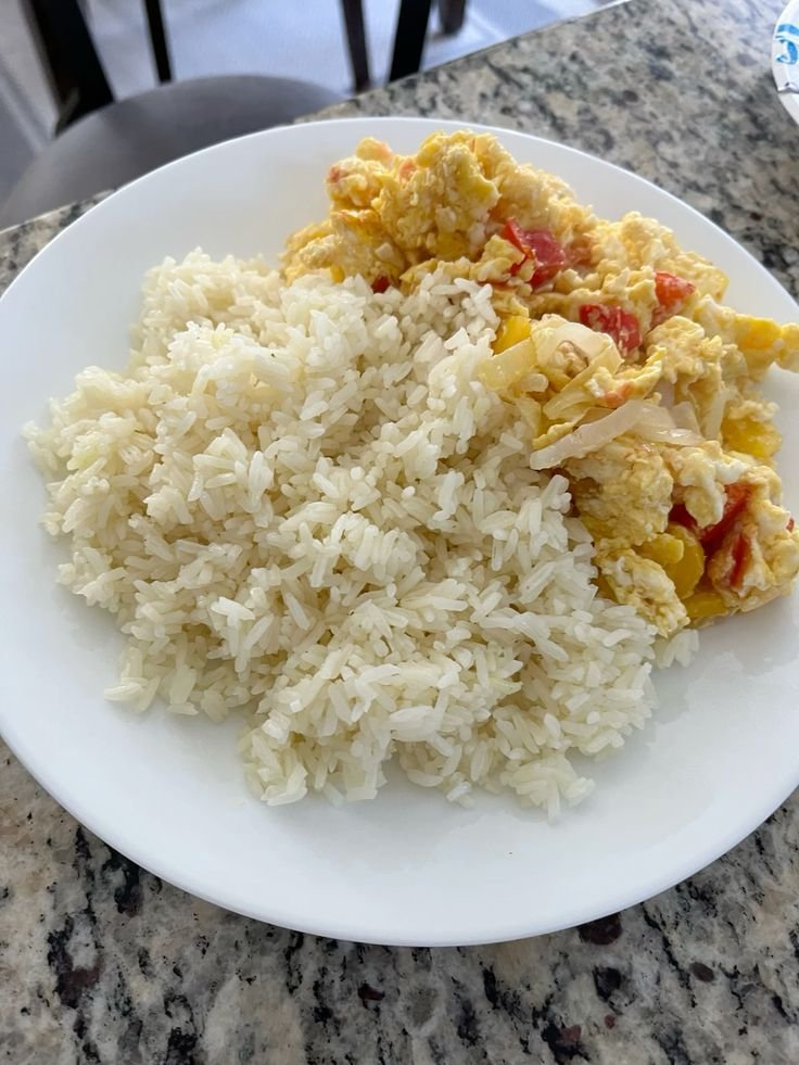 CoachWillStone's tweet photo. A poor diet is the #1 reason people can't lose weight.

After coaching 800+ people, the ones who lose the fastest do this same thing, pick 3-4 simple diet on repeat.

Here's the list:

1. 𝐄𝐠𝐠 &amp; 𝐑𝐢𝐜𝐞 (𝐒𝐢𝐦𝐩𝐥𝐞) https://t.co/NbTrIo9y8j