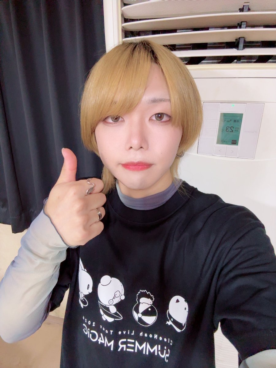 NRSW_MPA's tweet photo. 昨日の広島に引き続き福岡でもDJナリナリでした！！💿
ありがとうございました！！！💻
福岡もあったかくてサイコー！！でした！！ﾆｺｰﾘです^^
ここからさらに盛り上がっていくツアー楽しみでしかない✌️
良き夏にしましょう〜！！！
#クレノア https://t.co/UL375pym16