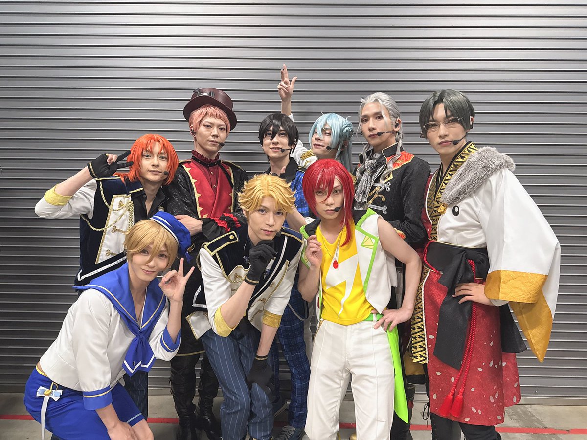 8739gaku's tweet photo. 『あんさんぶるスターズ！THE STAGE』
-10th Anniversary LIVE- 神奈川終幕！

皆さまの声たくさん受け取りました。
最高の景色を有難うございました！
この熱をそのまま最後の地神戸へと
共に頂きまで。🍎✨

#あんステ
#Live https://t.co/gwZqyzfING