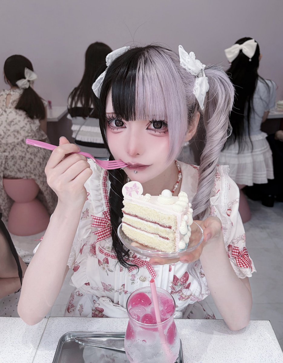 nyan_u_u_0's tweet photo. あげないよ~⸝⸝> <⸝⸝♡ https://t.co/95iKaWN3aS