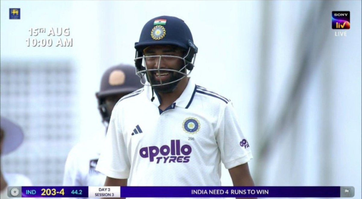CricGlobal000's tweet photo. INDIA NEEDED 27 RUNS IN LAST 8 BALLS ON DAY 3 &amp; THEN:

Mohammad Siraj hits 6,1,6,6,6,4.

And Mohammad Siraj won the Match for India in the Warmup Match - Take a bow, Siraj. 🫡🙇 https://t.co/fxjC2rnWEq