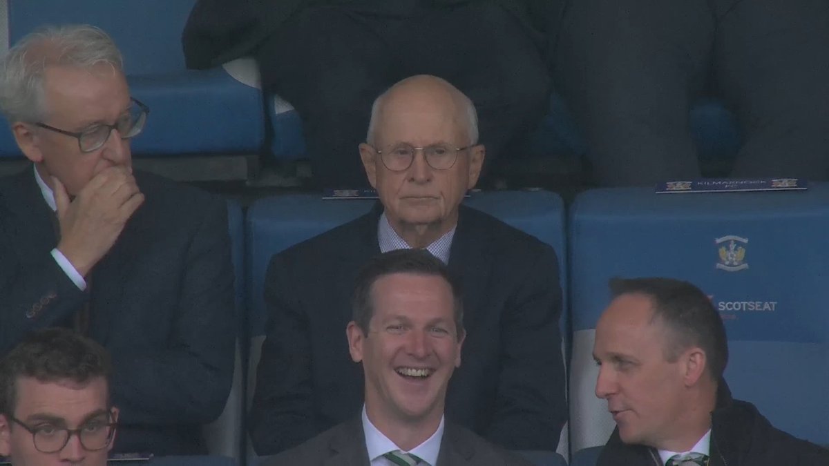 ScotlandSky's tweet photo. Former Celtic chief executive Fergus McCann takes in the match at Kilmarnock 🍀 https://t.co/fxFXbQ7JNO