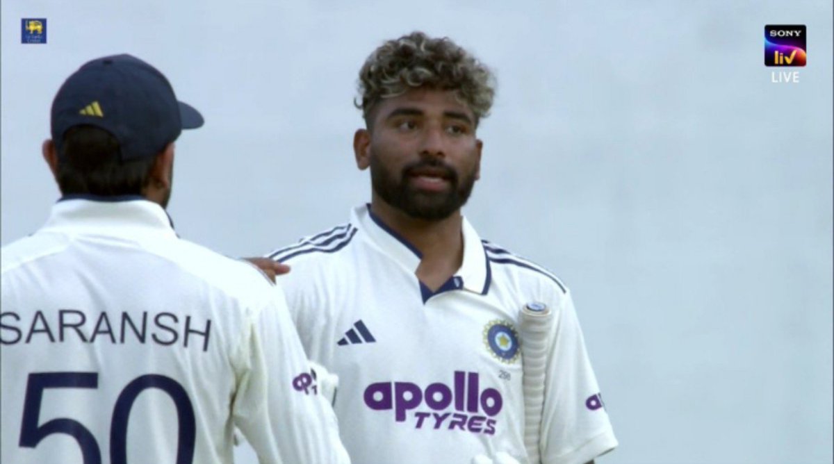 CricGlobal000's tweet photo. - 32* runs.
- 15 balls.
- 1 four.
- 4 Sixes.

MOHAMMED SIRAJ WITH 213.33 STRIKE RATE - CRAZIEST PEAK 😍🔥

#MohammedSiraj #Siraj #TeamIndia #SLvsIND #TestSeries #SriLanka https://t.co/FE7k29j88r