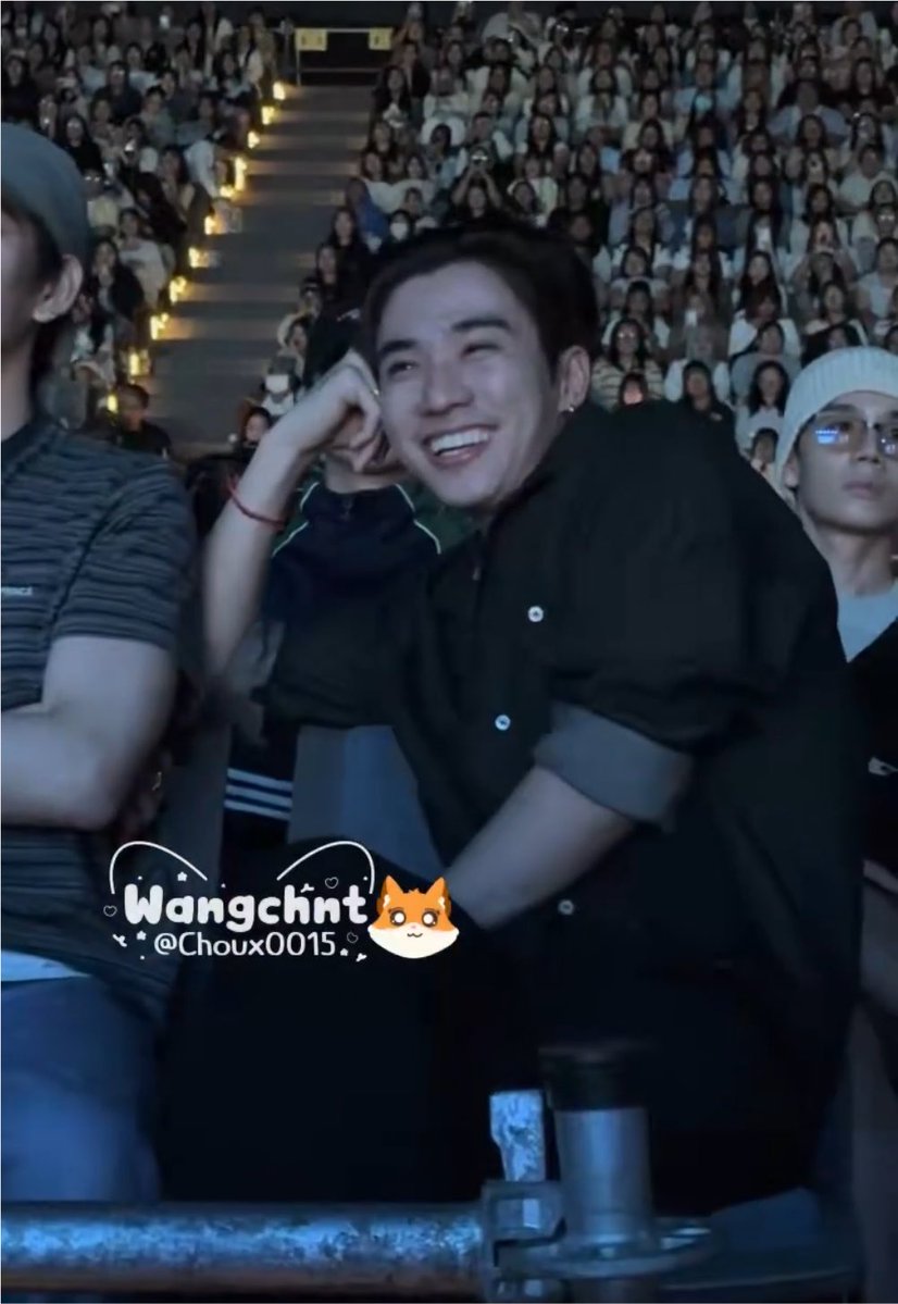 mysantapp's tweet photo. หล่อมากกกก คาดแว่น เชิ้ตดำ หน้าสด ผมไม่เซ็ท ฮัลโหลหนูต้ารับสายแม่หน่อย ㅜ . ㅜ💧 https://t.co/GeOQqk5EpU