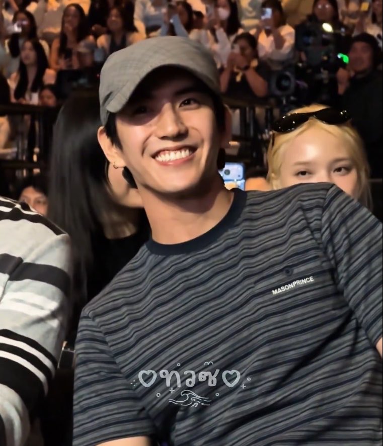 imyournitar_'s tweet photo. คนสวยมากับใค—                          มากับผมครับ https://t.co/0vsl6y9ooJ