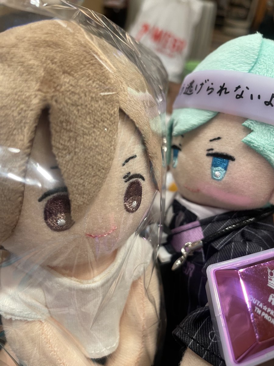 prpr__m31's tweet photo. なんか買えた✌️ https://t.co/eOIL7uKhwm