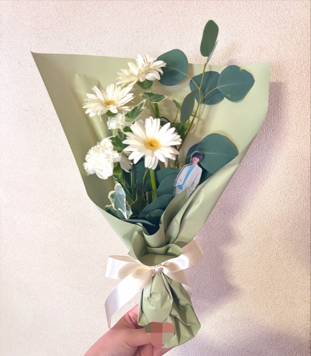8ruuu9's tweet photo. happy happy birthday 💐🌿

#大橋和也誕生祭2026 https://t.co/p0Z8u2QW79