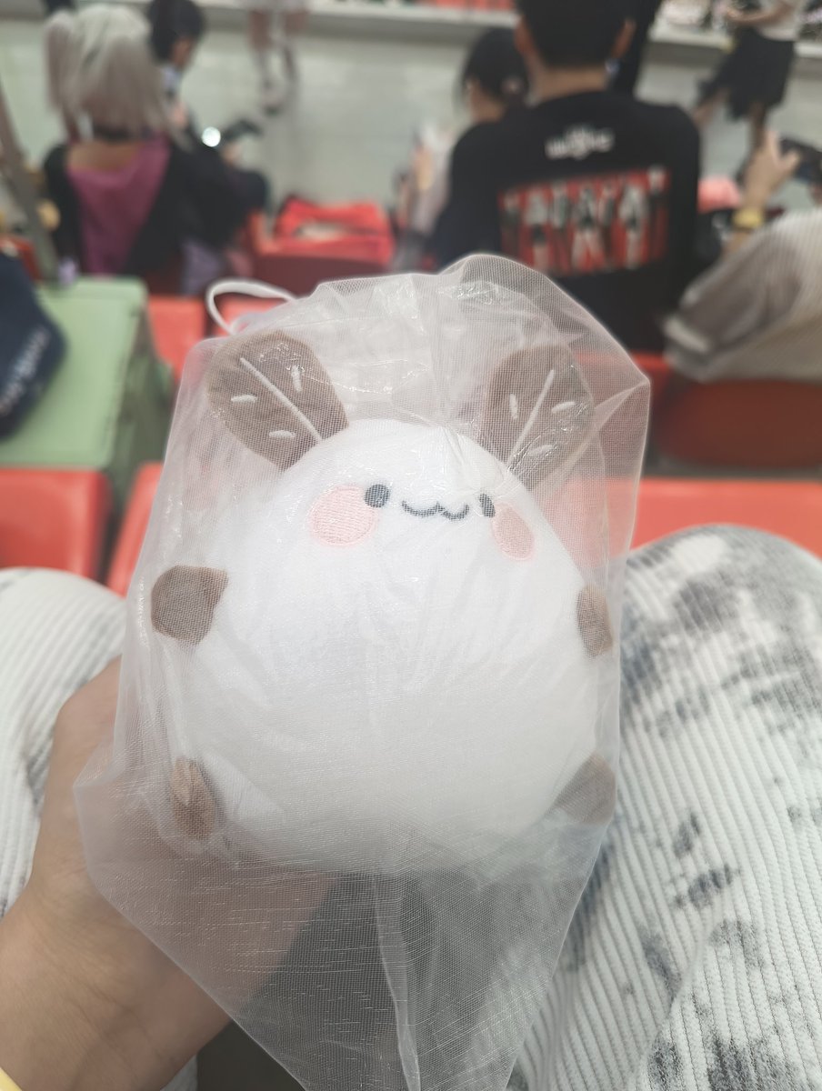 comie0422's tweet photo. CWT鬆餅get! https://t.co/JXSZBR9lfb