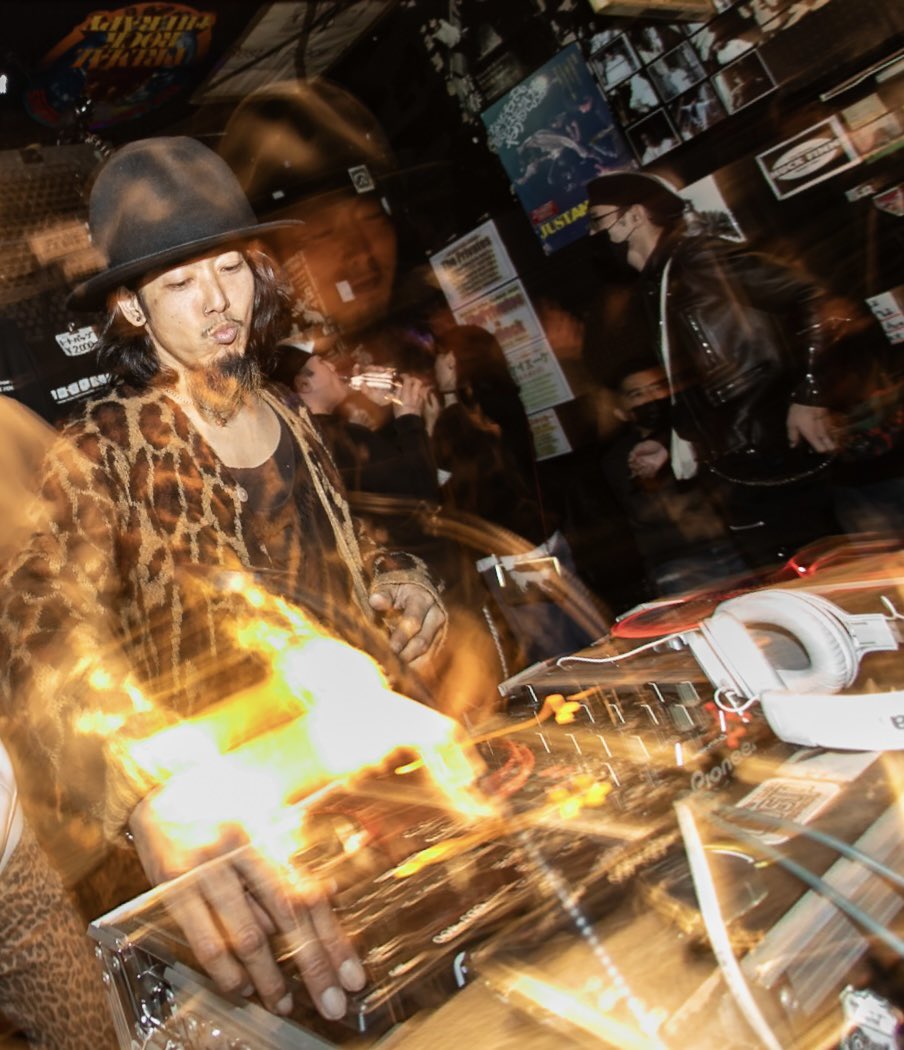 rayxfire's tweet photo. 明日8/10(月)はいよいよ
新宿WildSideTokyoにて
フリーイベント『盆パンク2026』!!!!
HOMIESの曲めちゃめちゃかけるぜ
楽しく盛大にやろう*
photo by @momophoto0918
#盆パンク #新宿 #WildSideTokyo https://t.co/qwlWkvgdWD