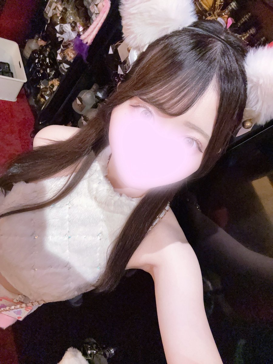 alice08463's tweet photo. 遅くなった！！
15時からおきゅいんしてます🥹🎀
 #名古屋 #コンカフェ #コンカフェ嬢 https://t.co/TYVy3U2yoB