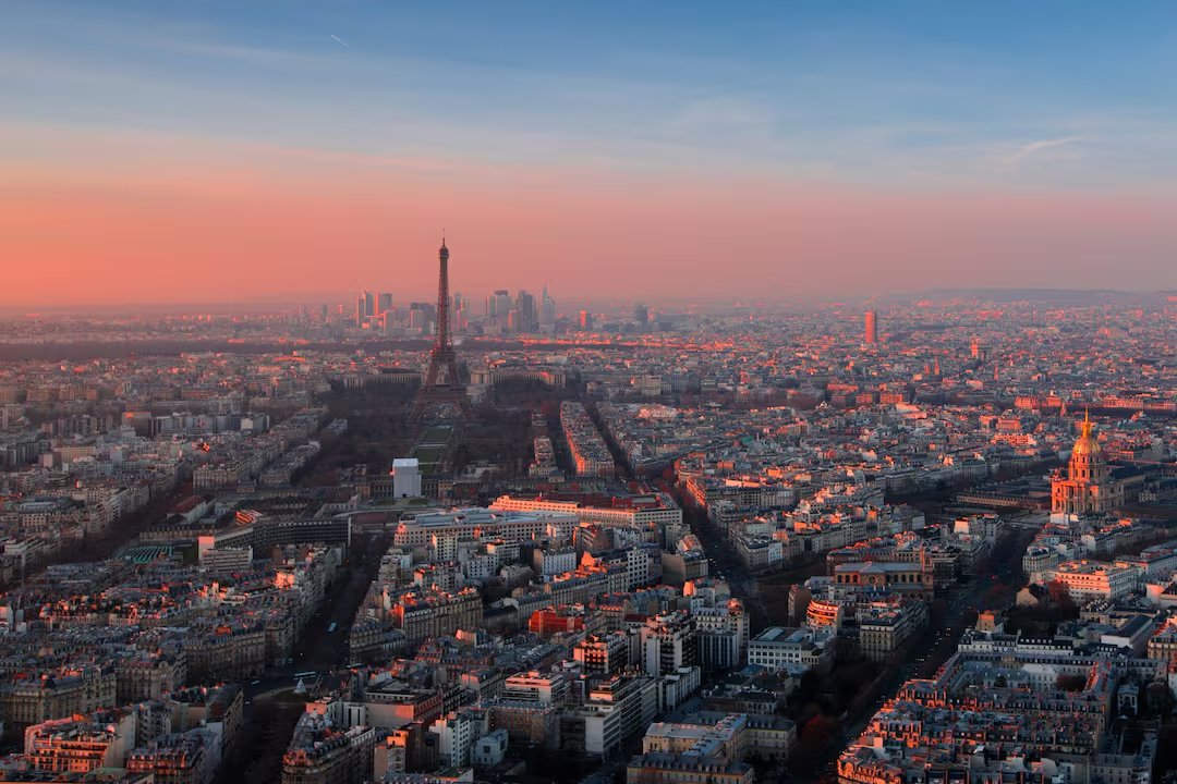 DavidSimplot's tweet photo. La France devient la 1e destination européenne pour les investissements en IA. @SophiaAntip0lis y prend sa part, avec notamment les implantations d’Evroc et de PropTexx : le fruit d’une dynamique portée par @JeanLeonetti et tout un écosystème, du 1er @Summitsophia en 2018 au pôle #AlphaSophia en 2026, en passant par le #3IACôtedAzur https://t.co/yLRXyCBLYN via @LUsineDigitale #IA #Innovation